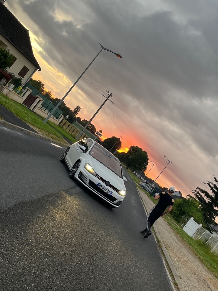 Adolph - Baelen - Liège | Plans Cul